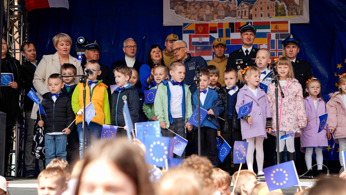dni europy 9 maj bystrzyca klodzka (68).jpg